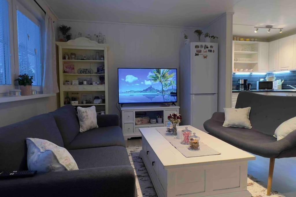 Marta'S Home-Cozy Appartment Near The Airport Andselv Exterior foto